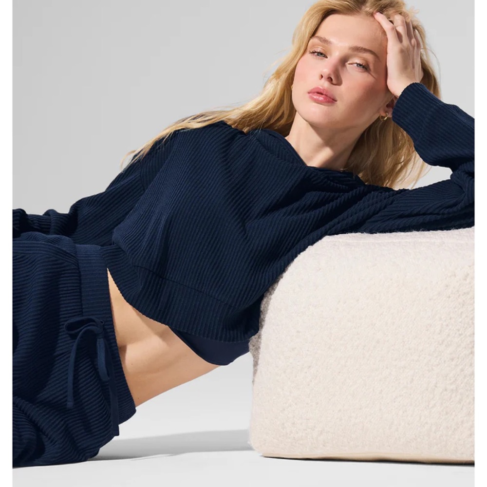 ALO Yoga Blue Ribbed Lounge Set